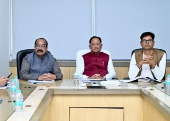मुख्यमंत्री खेल उत्कर्ष मिशन की CM विष्णुदेव साय ने की समीक्षा, गांवों से अंतरराष्ट्रीय स्तर तक खिलाड़ियों को मिलेगा प्रशिक्षण; बिलासपुर स्पोर्ट्स सेंटर की क्षमता 300 होगी