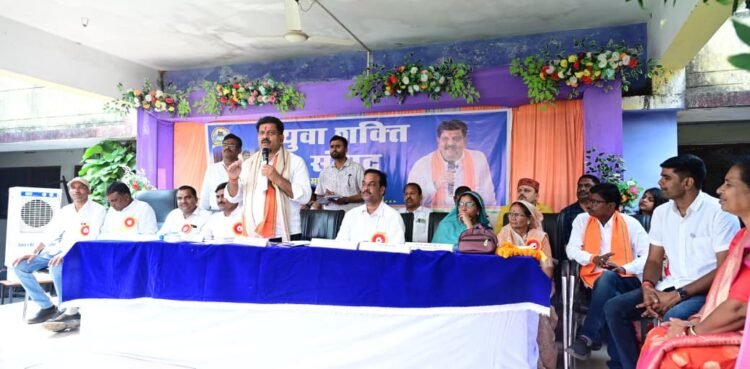 कवर्धा: सहसपुर लोहारा कॉलेज में 30 लाख के अतिरिक्त कक्ष का भूमिपूजन, डिप्टी CM विजय शर्मा ने 20 लाख के अन्य निर्माण कार्यों की घोषणा की