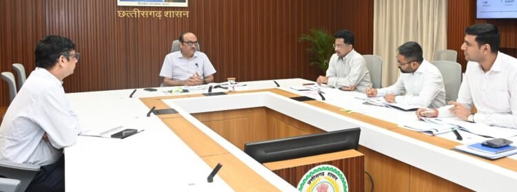 PM आवास योजना की मुख्य सचिव ने की समीक्षा, स्वीकृत मकानों का निर्माण जल्द पूरा करने के निर्देश; 2.25 लाख से अधिक आवास पूर्ण
