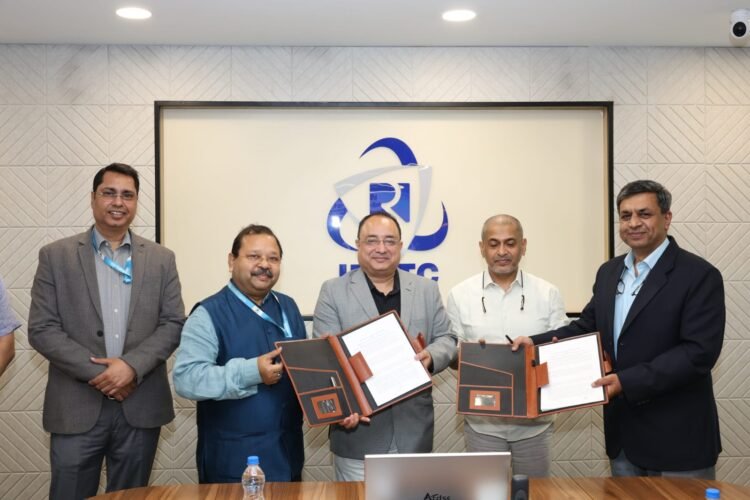 जनजातीय अंचलों के विद्यार्थियों को अंग्रेजी में दक्ष बनाने की तैयारी, 89 प्रतिभागियों ने लिया प्रशिक्षण