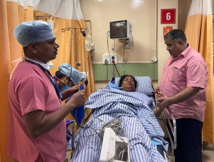 अस्पताल में विधायक रायमुनि भगत से मिले पर्यटन मंत्री, उत्तम स्वास्थ्य के लिए की प्रार्थना
