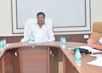 धान खरीदी 2026-27: किसानों को नहीं होगी परेशानी, सभी केंद्रों पर बारदाना, बिजली-पानी की व्यवस्था के निर्देश