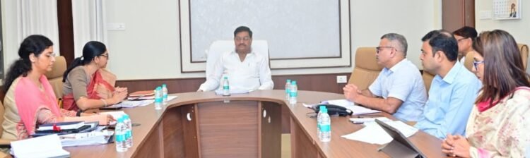 धान खरीदी 2026-27: किसानों को नहीं होगी परेशानी, सभी केंद्रों पर बारदाना, बिजली-पानी की व्यवस्था के निर्देश
