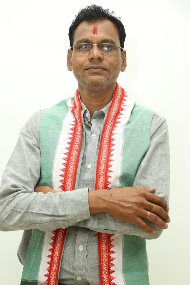 महार समाज के नेता ओमेश जिभेकर का कांग्रेस पर हमला, दुष्यंत गौतम के मुद्दे पर लगाया चरित्र हनन का आरोप