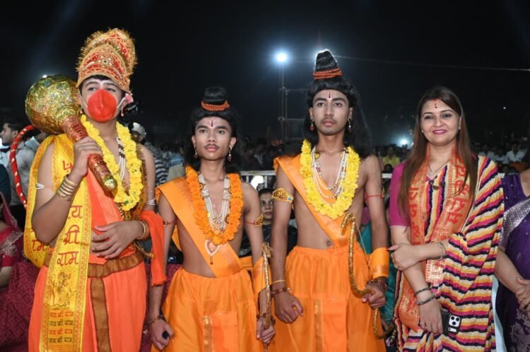 पंडरिया दशहरा उत्सव में शामिल हुईं विधायक भावना बोहरा, कहा विजयादशमी का पर्व सत्य, धर्म और मर्यादा की जीत का प्रतीक है
