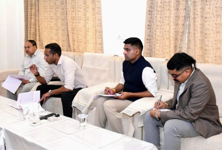 PWD सचिव मुकेश बंसल सख्त: दिसंबर तक पूरे करें लंबित निर्माण कार्य, लापरवाह ठेकेदार होंगे ब्लैकलिस्ट