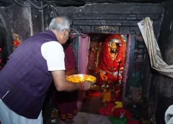बस्तर दौरे पर सांसद बृजमोहन अग्रवाल, मां दंतेश्वरी के दर्शन कर प्रदेश की सुख-समृद्धि की कामना की