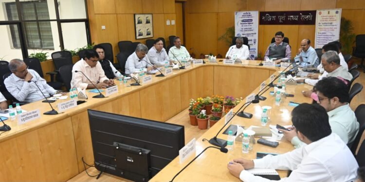 दक्षिण पूर्व मध्य रेलवे में सतर्कता जागरूकता सप्ताह, सार्वजनिक खरीद में पारदर्शिता और जवाबदेही पर जोर