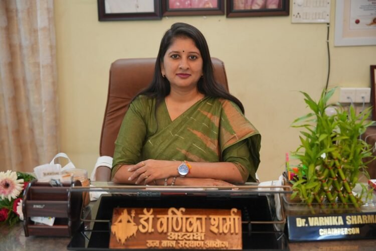 भारी बस्तों से बच्चों की सेहत पर असर: बाल आयोग ने स्कूल शिक्षा विभाग को NEP 2020 के तहत बस्ते का वजन तय करने की अनुशंसा की