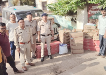 मुखबिर की सूचना पर नाकेबंदी, 45 पेटी शराब और स्कॉर्पियो जब्त; तस्कर फरार