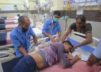 बिलासपुर में मकान का छज्जा तोड़ते समय हादसा, ऊंचाई से गिरकर एक मजदूर की मौत; दूसरा गंभीर, परिजनों ने ठेकेदार पर लगाए लापरवाही के आरोप