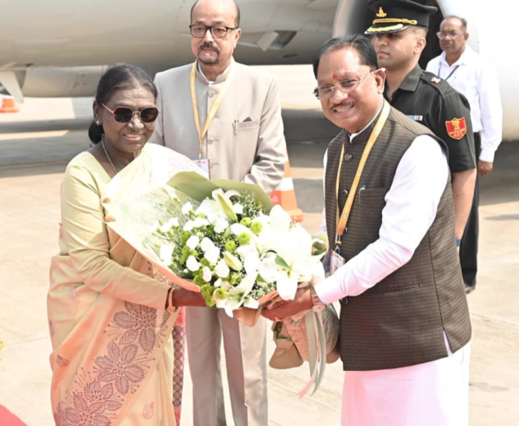 राष्ट्रपति द्रौपदी मुर्मु के छत्तीसगढ़ आगमन पर स्वागत, बस्तर दशहरा और मुरिया दरबार में होंगी शामिल