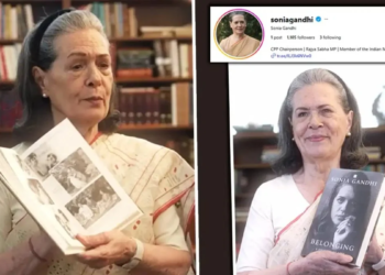 ‘बहुत सारी तस्वीरें हैं, प्रियंका’, सोनिया गांधी ने इंस्टाग्राम पर शेयर किया किताब का फर्स्ट लुक