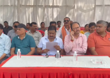 नगर निगम कर्मचारियों ने 18 सूत्रीय मांगों को लेकर दिया धरना, पदोन्नति और OPS बहाली की उठी मांग