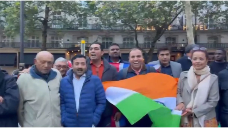 PM मोदी के समर्थन में लंदन से अमेरिका तक आवाज, भारतीय उच्चायोग के बाहर प्रदर्शन; मैरी मिलबेन ने भी किया समर्थन