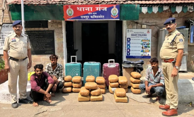 रायपुर में गांजा तस्करी पर बड़ी कार्रवाई, 24 घंटे में 127.309 किलो गांजा जब्त; 5 आरोपी गिरफ्तार, एक नाबालिग भी पकड़ा गया