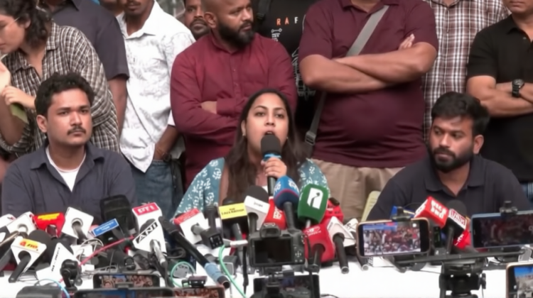 CJP-AISA की प्रेस कॉन्फ्रेंस में प्रदर्शनकारियों की नारेबाजी, नेहा बोरा बोलीं- हिरासत और मारपीट से आंदोलन नहीं रुकेगा