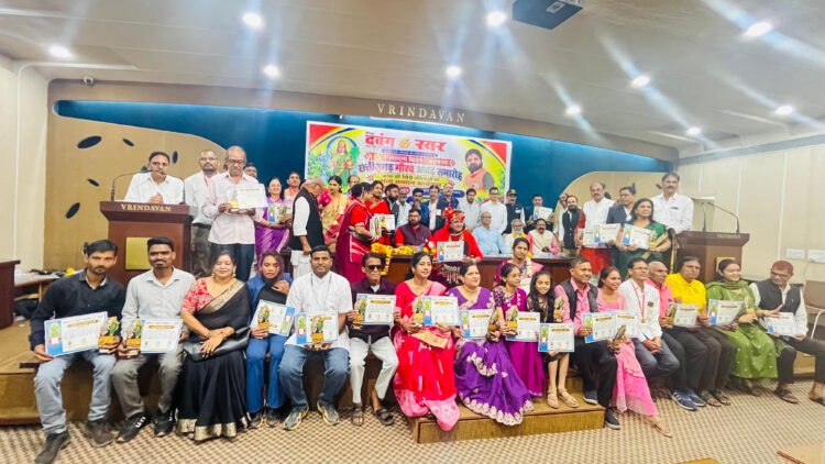 दैनिक दबंग स्वर की छठवीं वर्षगांठ पर 100 प्रतिभाओं को मिला छत्तीसगढ़ गौरव अवार्ड, वक्ता मंच ने किया भव्य आयोजन